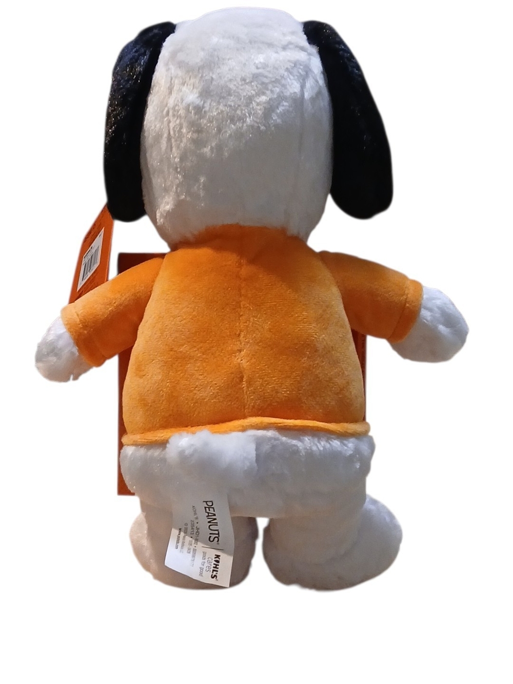 Peanuts -Plush Snoopy With Halloween Tee shirt & 25 Page, The Great Pumpkin book - Picture 9 of 10